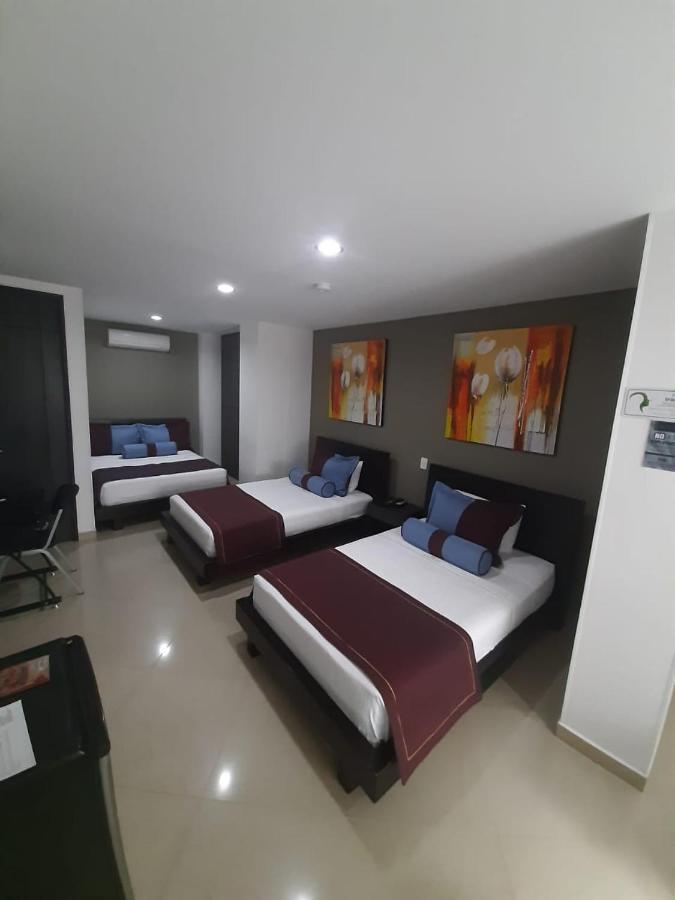 Hotel Medellin Gold エクステリア 写真