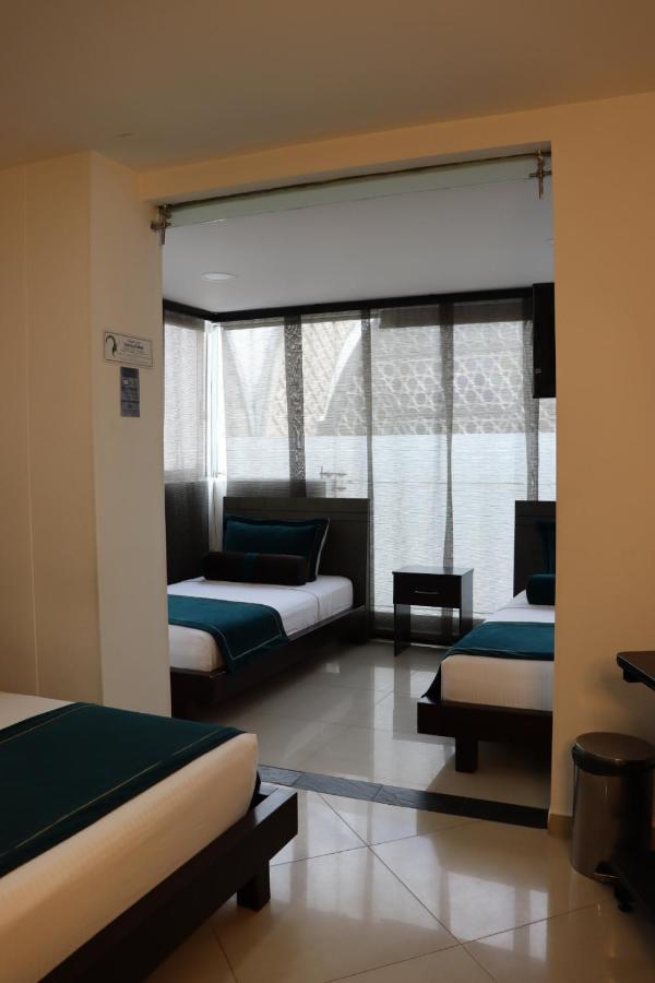 Hotel Medellin Gold エクステリア 写真