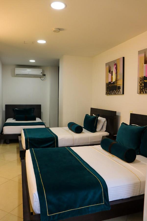 Hotel Medellin Gold エクステリア 写真