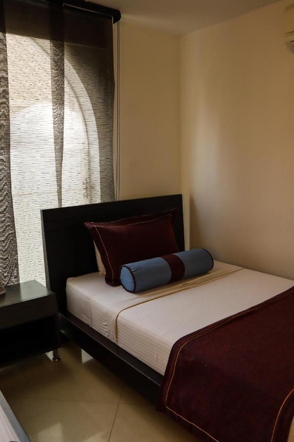 Hotel Medellin Gold エクステリア 写真