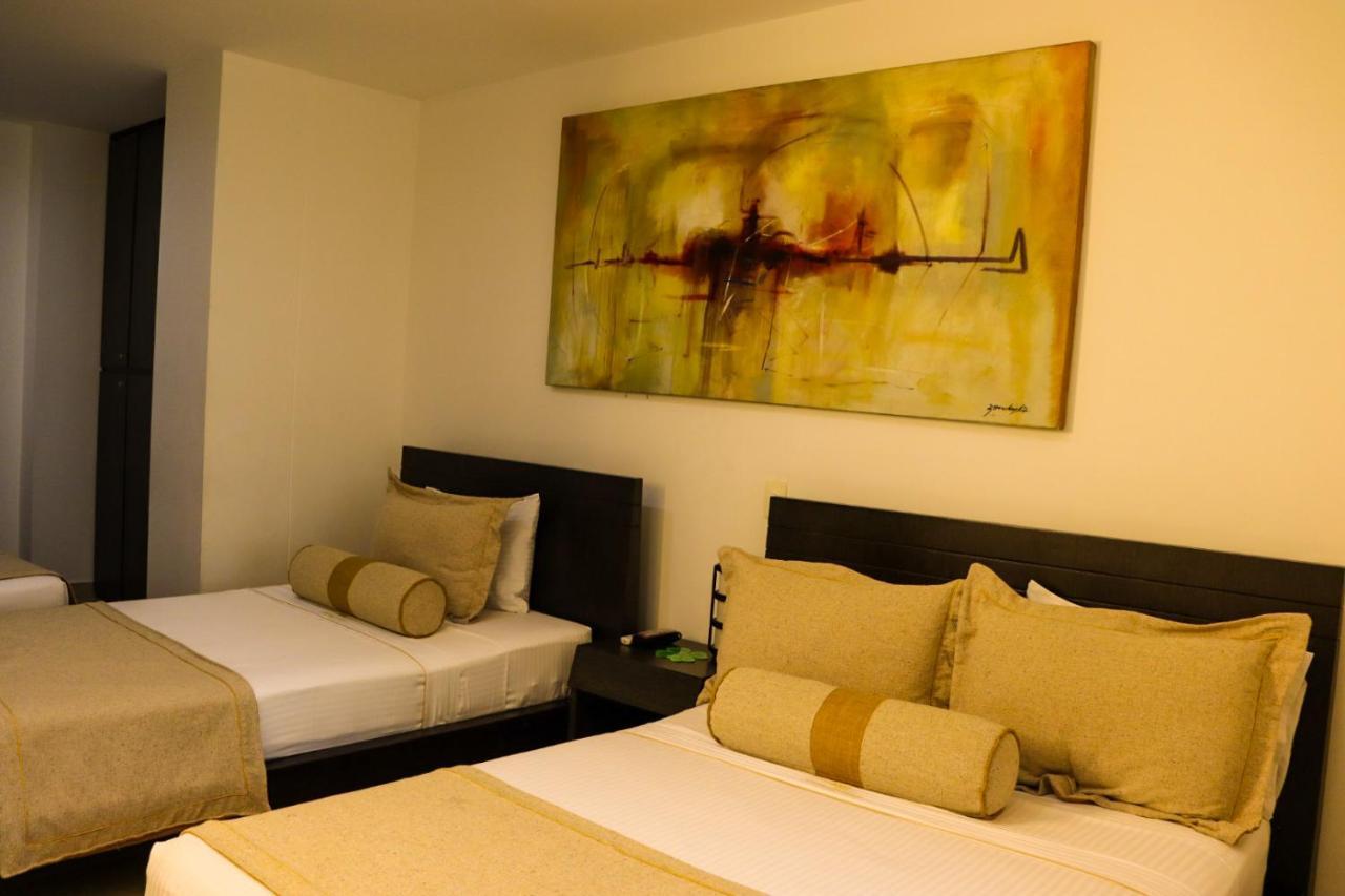 Hotel Medellin Gold エクステリア 写真